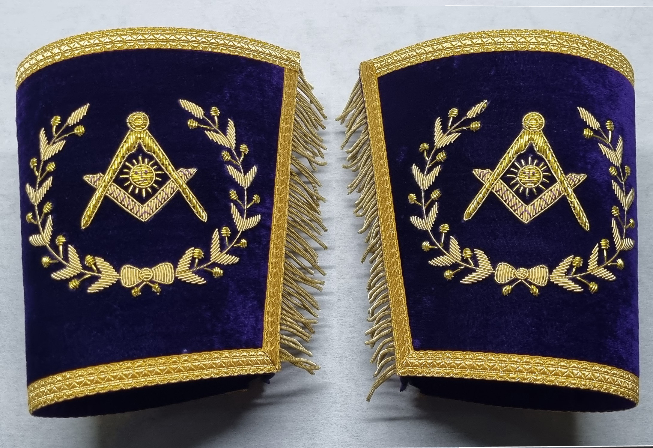Masonic Grand Lodge Senior Deacon Gauntlets/Cuffs